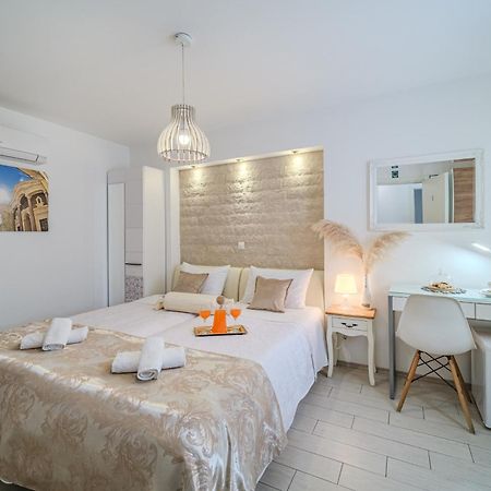 Central Split Rooms And Apartments Paese Exteriér fotografie